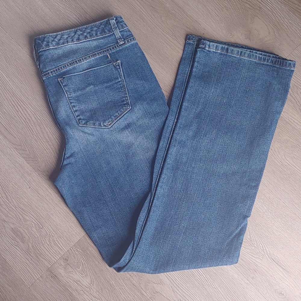 Mossimo curvy bootcut jean size 10S